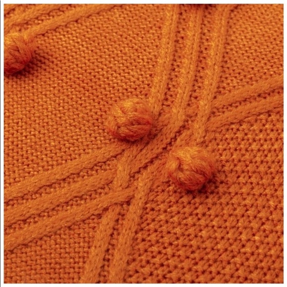 SALE AUTUME LEAF CABLE AND POM POM KNIT SWEATER - Picture 5 of 6